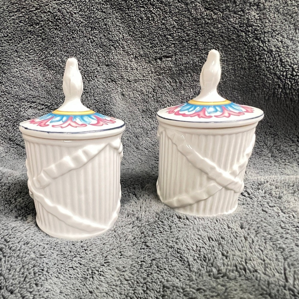 2 Vintage‎ Arden Palais de Versailles Ceramic Candle Jars White Unused Candles
